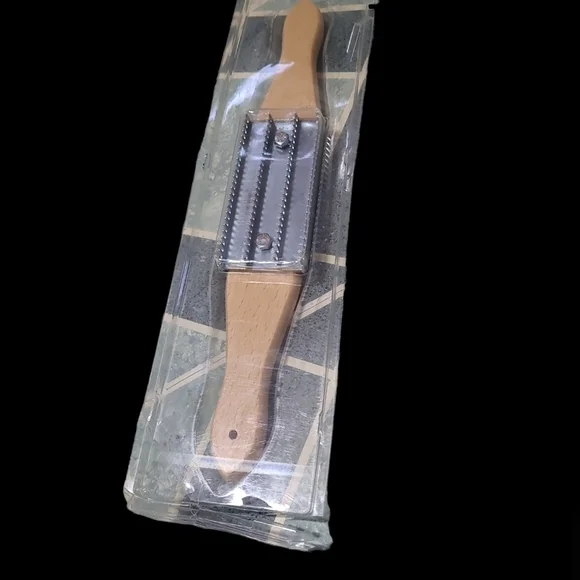 15" Buffing Wheel Rake for Compound Cleaning - Picture 2 of 3